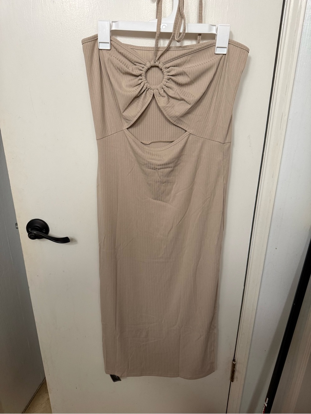Zaful Taupe Ribbed Midi Dress with Front Ring Cutout